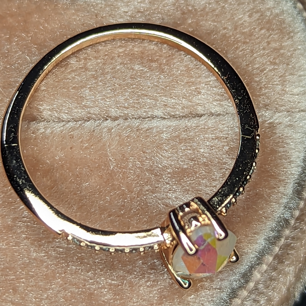 Rose Gold Ring - Picture 3 of 3